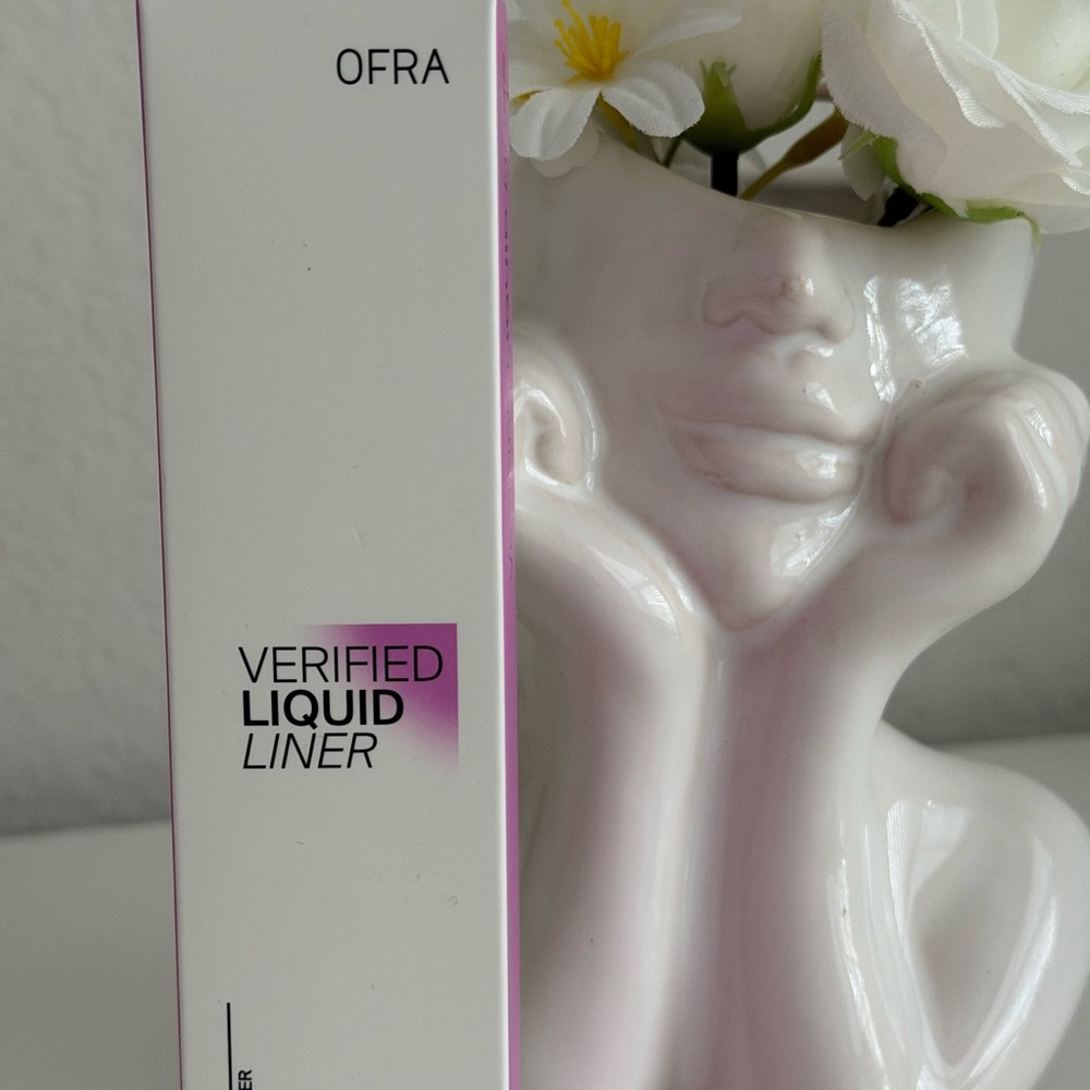 OFRA Verified Liquid Liner — White with Pink Accent